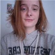 Soy inglesa nativa que imparto clases de repaso para primaria y/o clases de practica en ingles conversando y revisando pronunciación